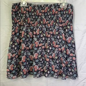 Cabi flirt skirt in gorgeous floral